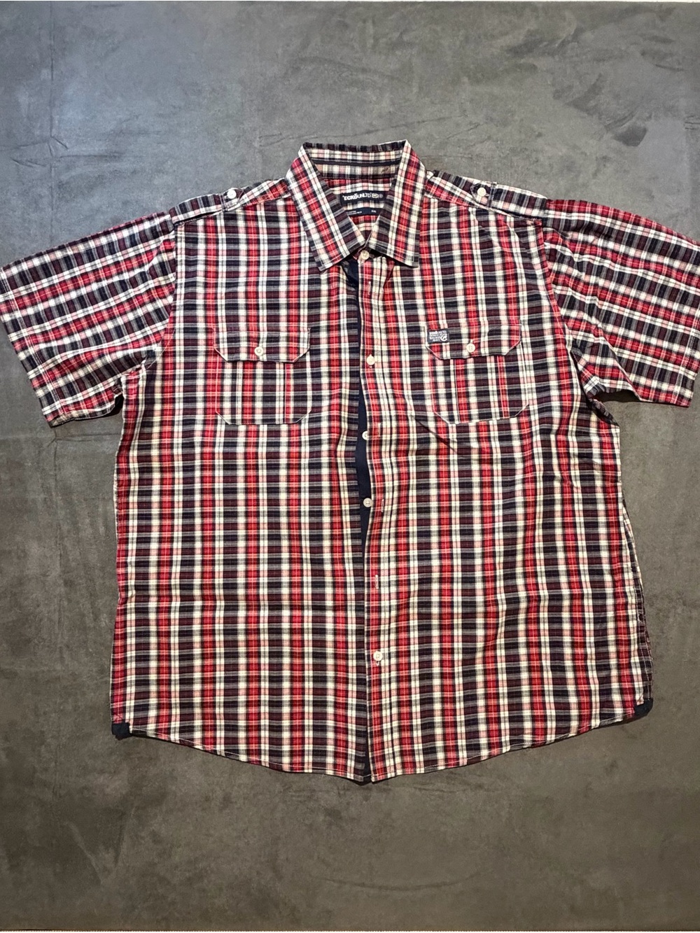 Ecko Unlimited Red Blue White Plaid Short-Sleeve Button-Down Shirt